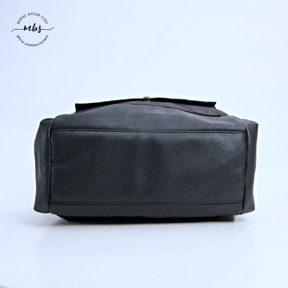 Tutilo New York Tech Padded Pocket Structured Opening Tote Backpack Black‎ main image 6